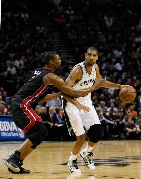 单局0-7到13-11！林诗栋、蒯曼很努力！国乒混双2-1领先德国组合（从0-7追到13-11！林诗栋／蒯曼拼劲十足，国乒混双2-1领先德国组合）