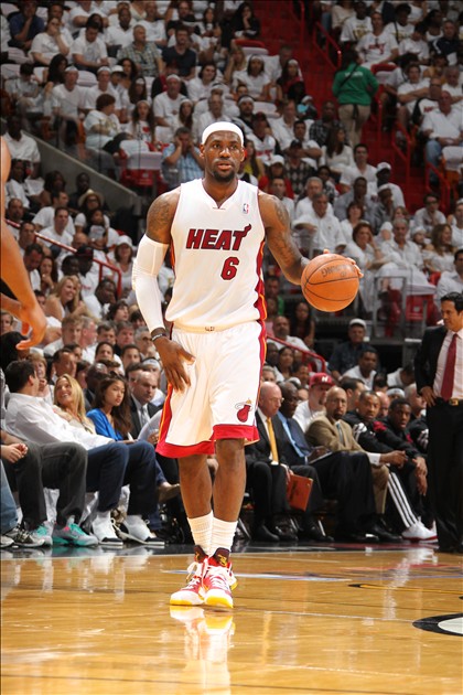 罗马诺：曼联3000万可签加拉格尔 意甲名将进入引援视野（罗马诺：曼联或以3000万签下加拉格尔，意甲名将已纳入引援名单）