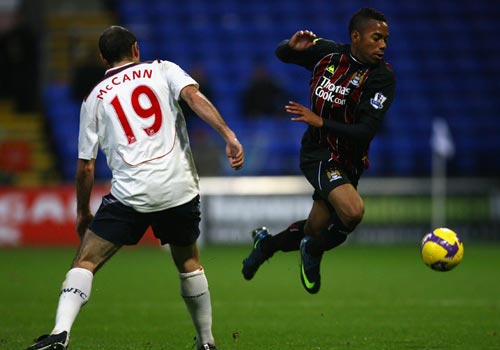 去年美洲杯决赛混乱不断，赛事组织方将向球迷赔偿1400万美元（因去年的美洲杯决赛混乱，主办方将向球迷赔付1400万美元）