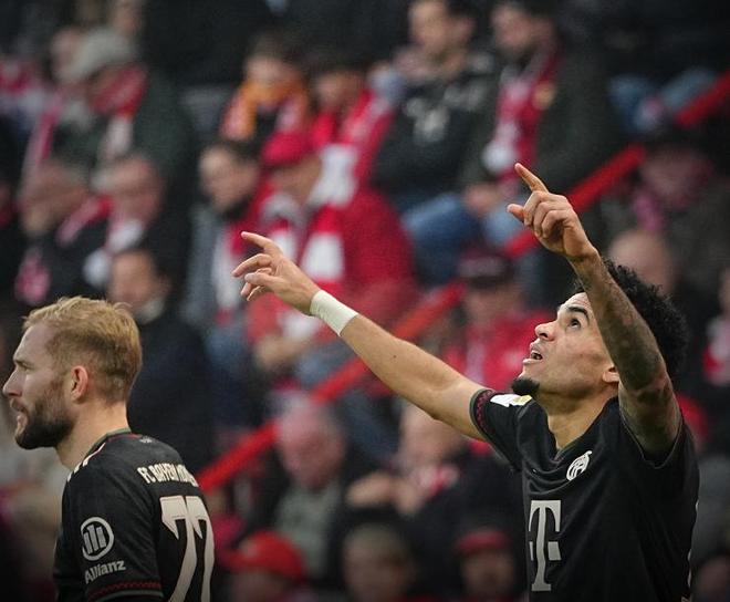 NBA每日最佳：东契奇战旧主轰35+11，布伦森37+5率队晋级（NBA今日之星：东契奇35+11挑落旧主，布伦森37+5领军晋级）