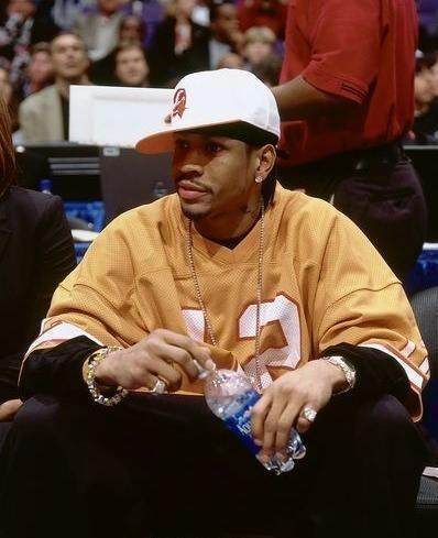 乒乓球混合团体世界杯｜中国队胜法国队（乒乓球混团世界杯： 中国队击败法国队）