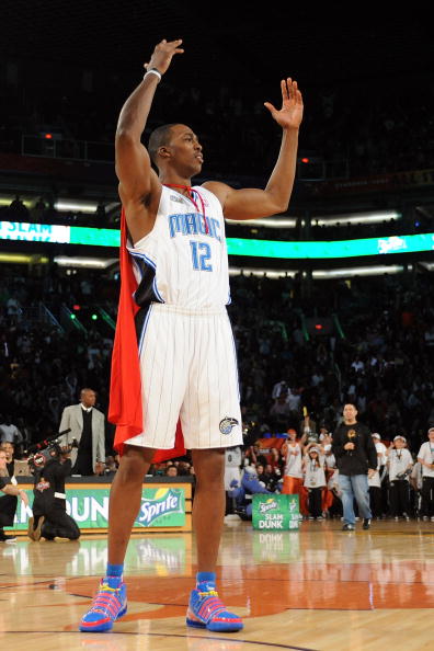 穆里尼奥：执教与评论教练是两回事，而评论别人总是容易的（穆里尼奥：执教与评教两码事，议论他人永远更容易）